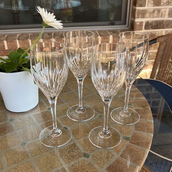 Mikasa Dining 4 Mikasa Water Goblet Arctic Lights Crystal Glasses